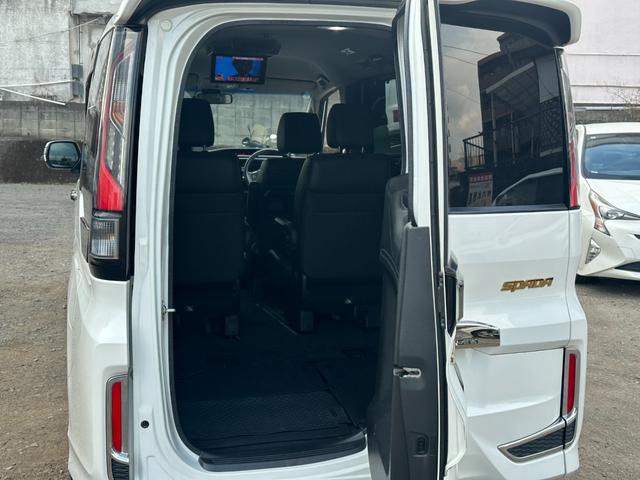 ステップワゴンスパーダ スパーダ・クールスピリット　ホンダセンシング　７人乗　リアエンターテイメント　９型ナビＴＶ　ＴＥＩＮ車高調　無限フロントスポイラー　社外１８ｉｎＡＷ　両側電動スライドドア　ホンダセンシング　ハーフレザーシート　Ｂカメラ　ＥＴＣ　ＬＥＤヘッドランプ（31枚目）