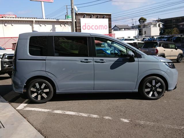 フリード e:HEVエアー EX ホンダセンシング ナビ装着用PKG 両側電動スライドドア Bカメラ アダプティブクルコン BSM パークセンサー コンビシート シートヒーター フルLEDヘッドランプ オートハイビーム リアクーラー(9枚目)