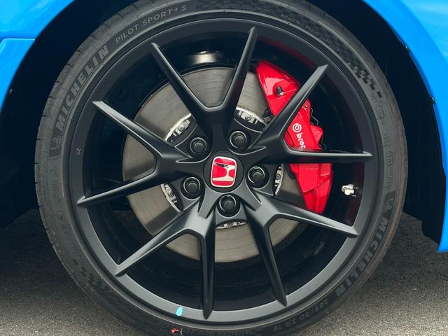 �����₢���킹�́y�����d�b�@�O�O�V�W�U�O�S�Q�T�V�X�Q�@�z�܂Ł􂨋C�y�ɂ��₢���킹�����������҂����Ă���܂���