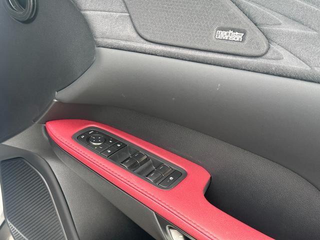 ＲＸ ＲＸ５００ｈ　Ｆスポーツパフォーマンス　パノラマＳＲ　マークレビンソン　ＯＰオレンジキャリパー　ルーフレール　輻射ヒーター　寒冷地仕様　デジタルミラー　おくだけ充電　前後ドラレコ　全周囲カメラ　赤革シート　パワーバックドア　ＨＵＤ　ＢＳＭ（28枚目）