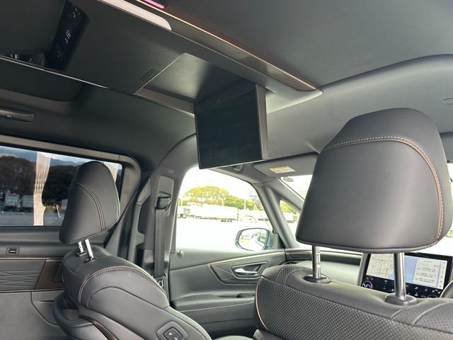 アルファード Z SR モデリスタエアロ&グリル ユニバーサルステップ 後席モニター アドバンスドパーク デジタルミラー HUD BSM おくだけ充電 全周囲カメラ 黒革 両側電動スライドドア TVキット 前後ドラレコ(18枚目)