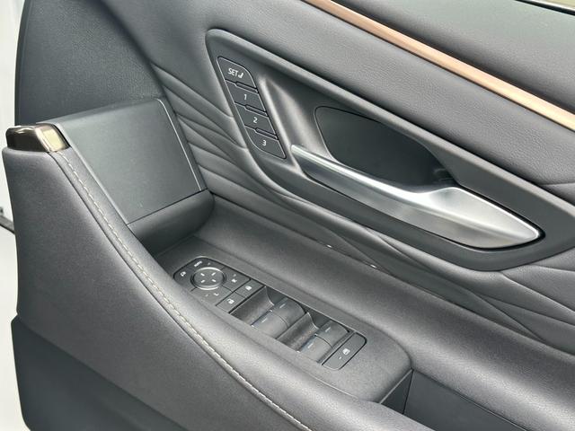 アルファード Z SR モデリスタエアロ&グリル ユニバーサルステップ 後席モニター アドバンスドパーク デジタルミラー HUD BSM おくだけ充電 全周囲カメラ 黒革 両側電動スライドドア TVキット 前後ドラレコ(27枚目)