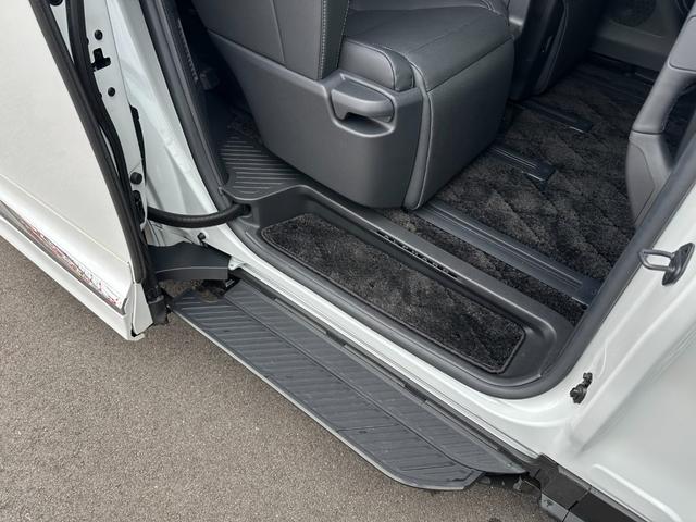 アルファード Z SR モデリスタエアロ&グリル ユニバーサルステップ 後席モニター アドバンスドパーク デジタルミラー HUD BSM おくだけ充電 全周囲カメラ 黒革 両側電動スライドドア TVキット 前後ドラレコ(34枚目)