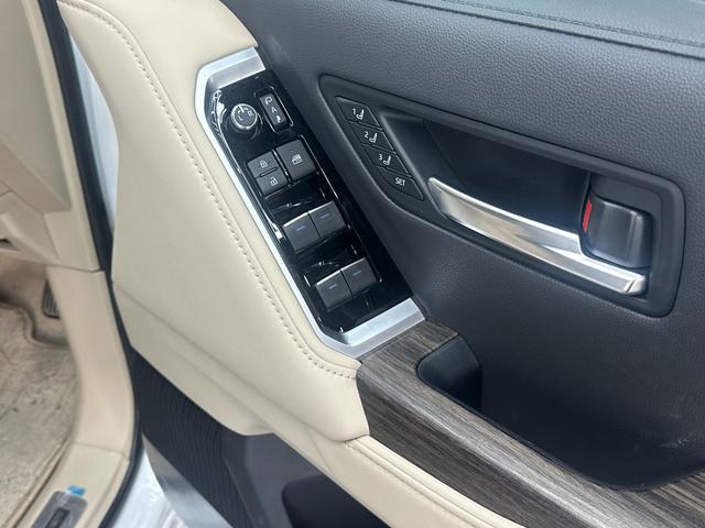 �Ԃ̏ڍׂ₨�X���ɂ��Ă̂��₢���킹�́A�f�������[�����ς�A���͖����d�b�@�O�O�V�W�U�O�S�Q�T�V�X�Q�@����͂��Ă��₢���킹�������B���ЃX�^�b�t���ׂ��������������Ē����܂��B