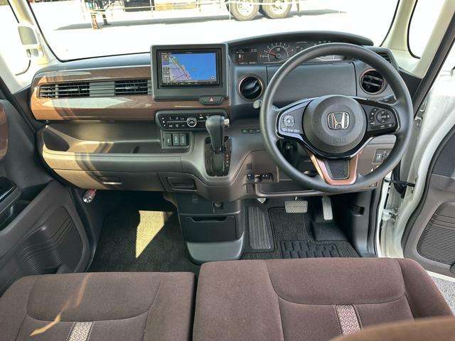 N-BOX G・Lホンダセンシング カッパーブラウンスタイル 社外ナビTV Bカメラ ドラレコ ETC 両側電動スライドドア フルLEDヘッドライト オートハイビーム アダプティブクルコン トリコットシート ベンチシート ロールサンシェード マット&バイザー(15枚目)