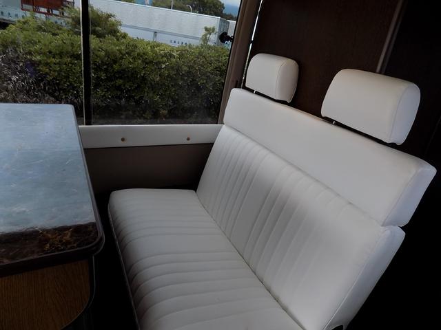 LX キャンピングカー 冷蔵庫 電子レンジ キッチン(18枚目)