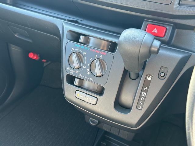 プレオプラス F キーレス 純正CDオーディオ アイドリングストップ ヘッドライトレベライザー フロアマット&ドアバイザー(16枚目)