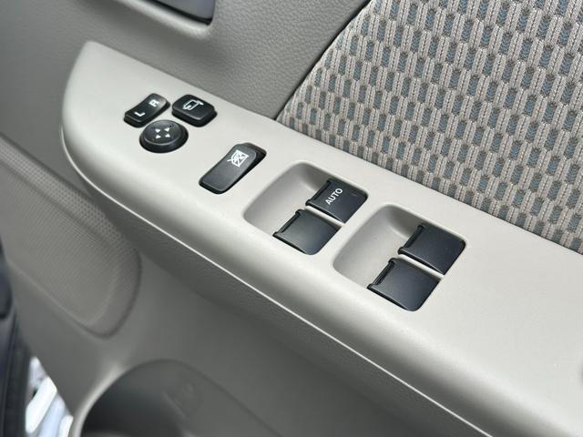 NV100クリッパーリオ E エマージェンシーブレーキ 電動スライドドア 純正ナビ/TV バックモニター ETC リアクーラー スマートキー&プッシュスタートHID オートライト フォグ 純正アルミ 電動格納ドアミラー ICターボ(27枚目)