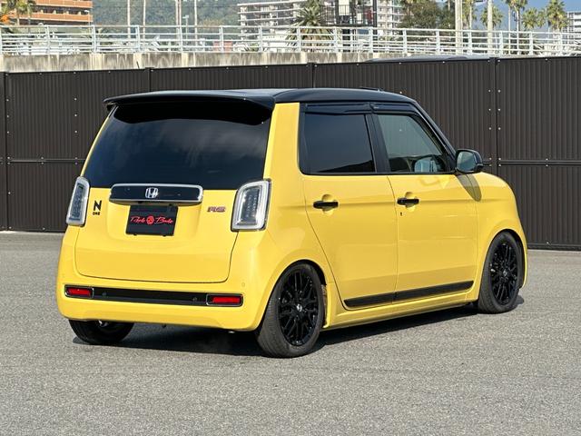 Ｎ－ＯＮＥ ＲＳ　６ＭＴ　ホンダセンシング　２トーンルーフ　車高調　ＷＯＲＫ１６ｉｎＡＷ　純正ディスプレイオーディオ　Ｂカメラ　ＥＴＣ　アダプティブクルコン　パークセンサー　シートヒーター　スマートキー　前後ドラレコ（11枚目）