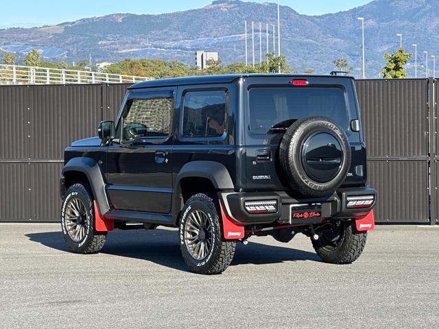 ジムニーシエラ ＪＣ　社外８型ナビＴＶ　Ｂカメラ　ショウワガレージリフトアップキット　ラテラルロッド　社外１６ｉｎＡＷ＆オープンカントリーＲ／Ｔタイヤ　社外テール＆グリル　シートヒーター　マッドフラップ　ブレーキサポート（5枚目）