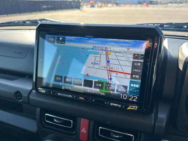 ジムニーシエラ ＪＣ　社外８型ナビＴＶ　Ｂカメラ　ショウワガレージリフトアップキット　ラテラルロッド　社外１６ｉｎＡＷ＆オープンカントリーＲ／Ｔタイヤ　社外テール＆グリル　シートヒーター　マッドフラップ　ブレーキサポート（21枚目）