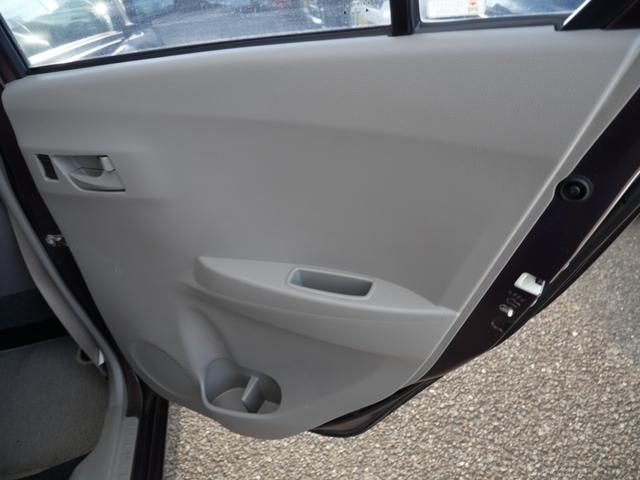 ミライース Ｌ　ワンオーナー　ナビ　ＴＶ　エコアイドル　ＥＴＣ　プライバシーガラス　セキュリティ　エアコン　パワーステアリング　パワーウィンドウ（13枚目）