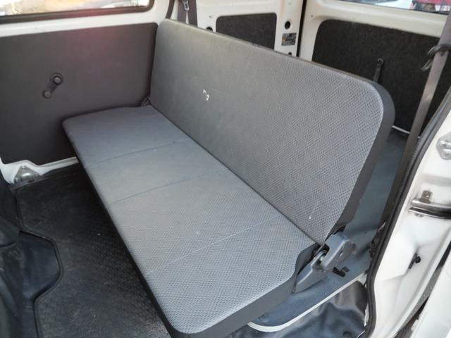 ハイゼットカーゴ スペシャルＳＡＩＩＩ　ナビ　バックモニター　トラクションコントロール　アイドリングストップ　ルーフラック　ＥＴＣ　パワーウインドウ　パワーステアリング（17枚目）