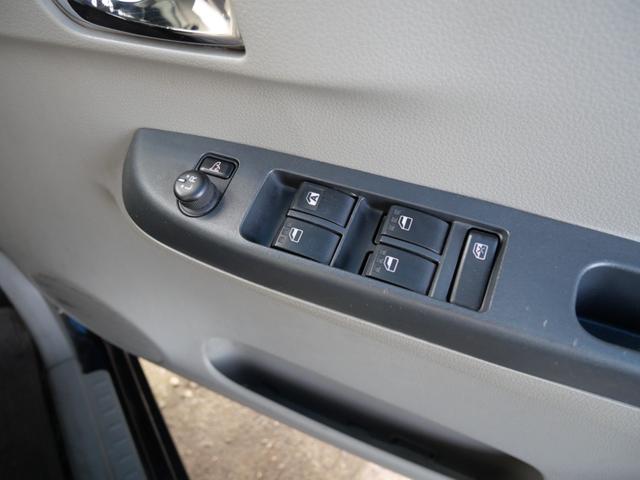 ミライース Ｘ　メモリアルエディション　ＣＤ　キーレスエントリー　電動格納ミラー　エコアイドル搭載車　プライバシーガラス　セキュリティ　記録簿　純正１４インチアルミホイール（31枚目）