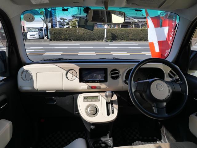 ミラココア ココアプラスＸ　スマートキー　エコアイドル搭載車　ナビ　フルセグ　オートエアコン　プライバシーガラス　セキュリティ　ドライブレコーダー（8枚目）