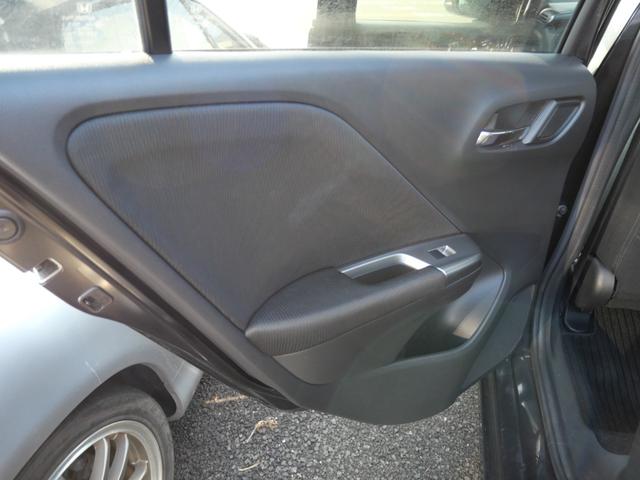 グレイス ＬＸ　ナビ　バックモニター　スマートキー　プッシュスタート　オートエアコン　ＥＴＣ　トラクションコントロール　電動格納ミラー　パワーステアリング（15枚目）