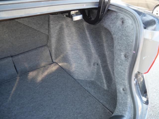 グレイス ＬＸ　ナビ　バックモニター　スマートキー　プッシュスタート　オートエアコン　ＥＴＣ　トラクションコントロール　電動格納ミラー　パワーステアリング（23枚目）