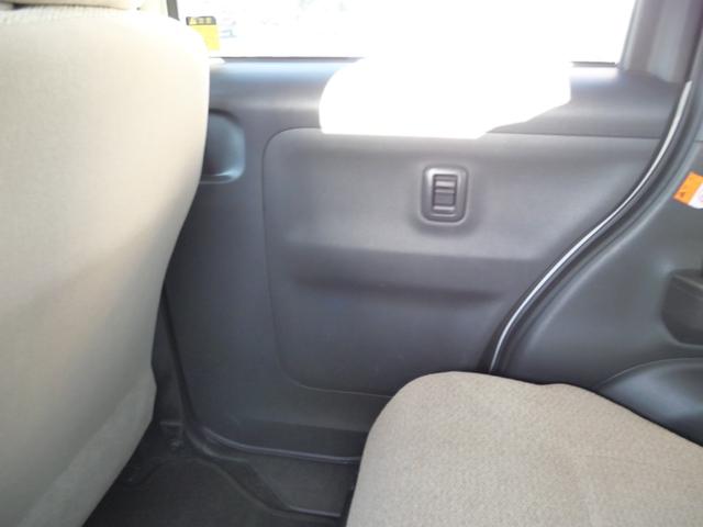 ムーヴキャンバス Ｘリミテッド　ＳＡＩＩ　ナビ　ＴＶ　スマートキー　プッシュスタート　両側電動スライドドア　オートエアコン　トラクションコントロール　アイドリングストップ（15枚目）