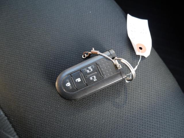 トール Ｇ　ＳＡＩＩ　スマートキー　プッシュスタート　ナビ　フルセグ　両側電動スライドドア　オートエアコン　トラクションコントロール　アイドリングストップ　ＥＴＣ（30枚目）