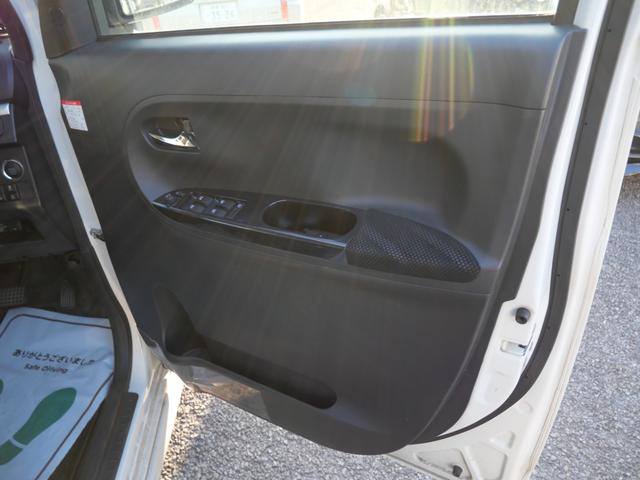 タント カスタムＸ　トップエディションＳＡＩＩＩ　ナビ　フルセグ　バックモニター　スマートキー　プッシュスタート　左側電動スライドドア　ＥＴＣ　シートヒーター　オートエアコン（12枚目）