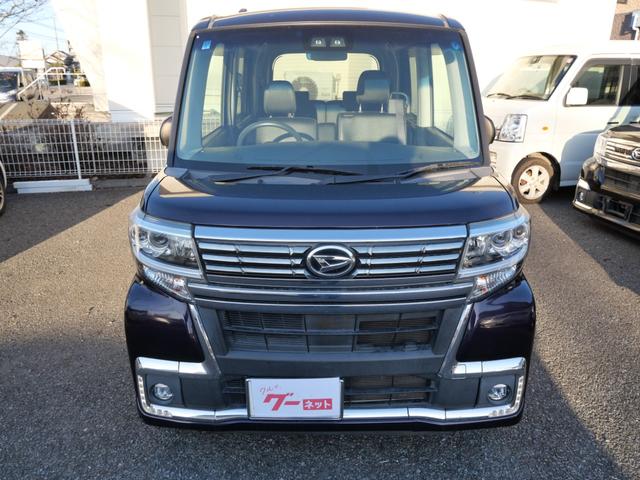 タント カスタムＸ　トップエディションＳＡＩＩＩ　スマートキー　プッシュスタート　ナビ　フルセグ　バックモニター　ＥＴＣ　左側電動スライドドア　オートエアコン　シートヒーター　トラクションコントロール（3枚目）