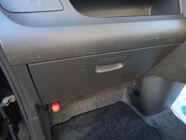 タント カスタムＸ　トップエディションＳＡＩＩＩ　スマートキー　プッシュスタート　ナビ　フルセグ　バックモニター　ＥＴＣ　左側電動スライドドア　オートエアコン　シートヒーター　トラクションコントロール（16枚目）