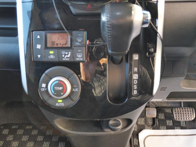 タント カスタムＲＳ　ＳＡＩＩＩ　両側電動スライドドア　スマートキー　プッシュスタート　トラクションコントロール　シートヒーター　ナビ　フルセグ　バックモニター　オートエアコン　アイドリングストップ（31枚目）