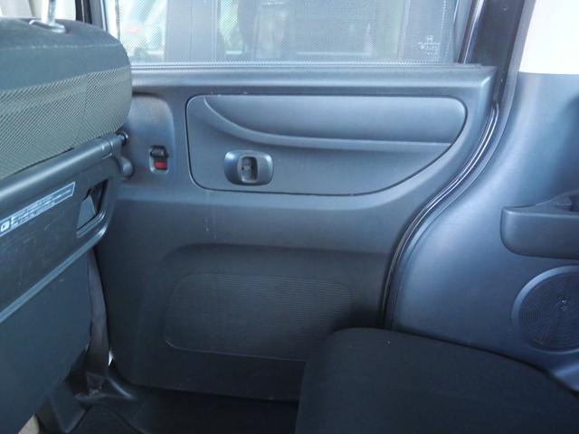 Ｎ－ＢＯＸカスタム Ｇ・Ｌパッケージ　両側電動スライドドア　ナビ　フルセグ　ＥＴＣ　スマートキー　プッシュスタート　トラクションコントロール　電動格納ミラー　パワーウィンドウ（13枚目）