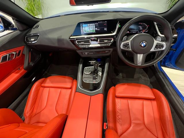 Ｚ４ ｓＤｒｉｖｅ２０ｉ　Ｍスポーツ　赤レザーシート・シートヒーター・ＬＥＤヘッドライト・ターボ・インテリジェントセーフティー・パワーシート・クルーズコントロール・パーキングアシスト・レーンキープアシスト・スマートキー・ドラレコ・ＥＴＣ（11枚目）