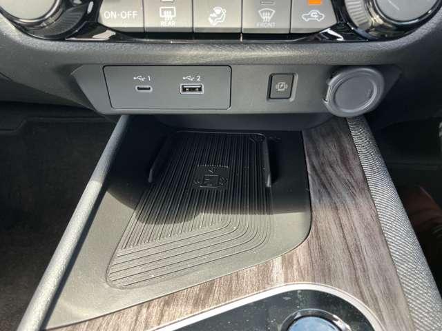 オーラ １．２　Ｇ　レザーエディション　誤発進抑制　車線逸脱　インテリジェントクルーズコントロール　１オーナ　革シート　ＬＥＤライト　点検記録簿　禁煙車　イモビライザー　バックモニター　ＥＴＣ　アルミ　スマートキー　サイドカメラ　ＡＢＳ（19枚目）