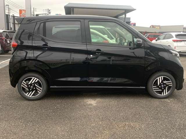 デイズ ６６０　ハイウェイスターＸ　プロパイロット　エディション　衝突被害軽減ブレーキ　試乗車ＵＰ　スマートキー＆プッシュスタート　禁煙　ＬＥＤヘッド　レーダークルーズ　盗難防止装置　ワンオ－ナ－　アイドリングストップ　ＬＫＡＳ　パワーステアリング　点検記録簿　オートエアコン　Ｂカメラ　ワンセグ（14枚目）