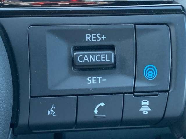 エクストレイル １．５　Ｘ　ｅ－４ＯＲＣＥ　４ＷＤ　衝突被害軽減ブレーキ　エマブレ　レーンキープアシスト　アダプティブクルーズコントロール　バックモニター　ＬＥＤヘッドライト　ドラレコ　インテリジェントキー　ＥＴＣ　４ＷＤ　記録簿　寒冷地仕様　キーレスエントリー　ＡＡＣ（7枚目）