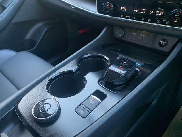 エクストレイル １．５　Ｘ　ｅ－４ＯＲＣＥ　４ＷＤ　衝突被害軽減ブレーキ　エマブレ　レーンキープアシスト　アダプティブクルーズコントロール　バックモニター　ＬＥＤヘッドライト　ドラレコ　インテリジェントキー　ＥＴＣ　４ＷＤ　記録簿　寒冷地仕様　キーレスエントリー　ＡＡＣ（15枚目）