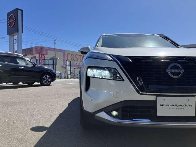 エクストレイル 1.5 G e-4ORCE 4WD 衝突被害軽減ブレーキ 試乗車UP 試乗車 1オーナー パークアシスト 禁煙 寒冷地仕様 LEDヘッドランプ ナビTV スマートキー レーダークルーズ LKA キーフリー ETC 4WD アルミホイール メモリーナビ 記録簿 PS PW(8枚目)