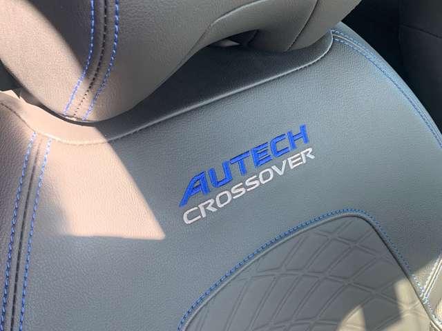 前席はＡＵＴＥＣＨ専用のシートになっていてブルーのＡＵＴＥＣＨのロゴが入っています。