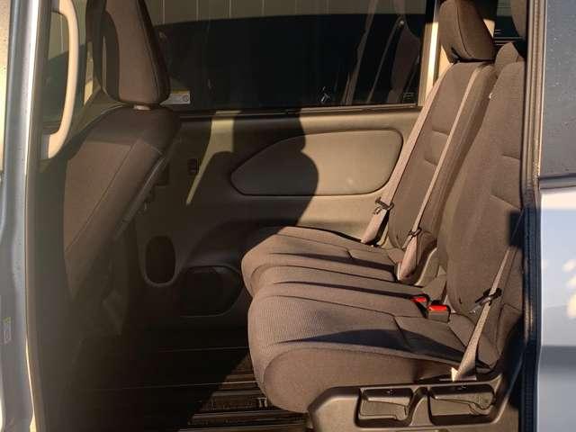 セレナ ２．０　Ｘ　ＶセレクションＩＩ　衝突被害軽減ブレーキ（5枚目）