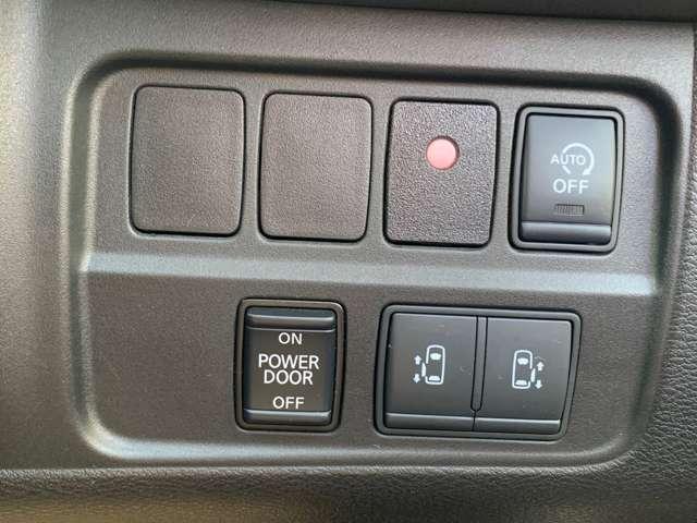 セレナ ２．０　Ｘ　ＶセレクションＩＩ　衝突被害軽減ブレーキ（12枚目）