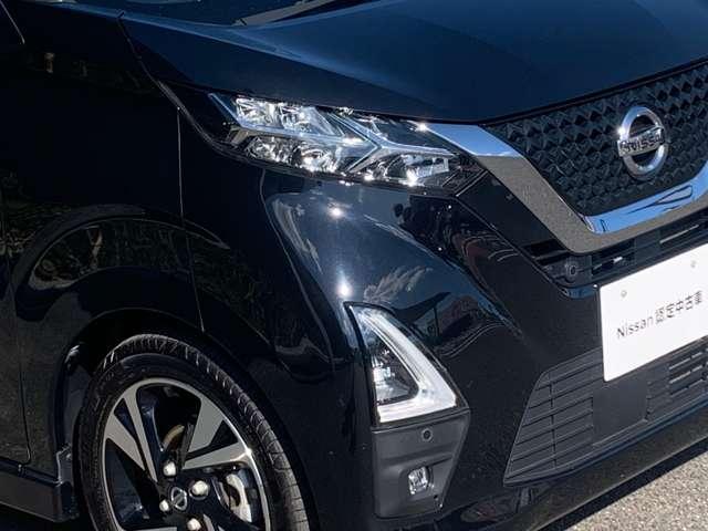 デイズ ６６０　ハイウェイスターＧターボ　プロパイロット　エディション　衝突被害軽減ブレーキ　アルミ　イモビ　エアバック　クルコン　ＥＴＣ車載器　ＬＥＤヘッドライト　レーンアシスト　キーレス　サイドカメラ　アイドリングストップ　エアコン　メモリ－ナビ　バックカメラ　サイドエアバック　ＡＢＳ（3枚目）