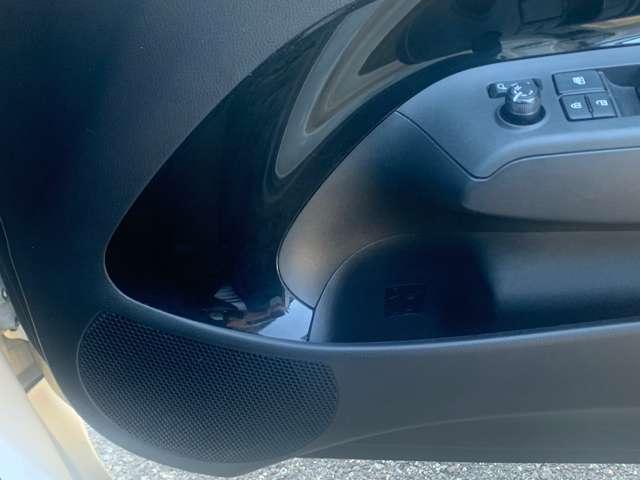 アクア １．５　Ｚ　衝突被害軽減ブレーキ　ＬＥＤヘッドライト　イモビライザー　アルミホイール　オートクルーズコントロール　点検記録簿　エアコン　カーテンエアバッグ　ＥＴＣ　キーレス　パワーウインドウ　ＡＢＳ　アイドリングＳ　エアバッグ　Ｂカメ（4枚目）