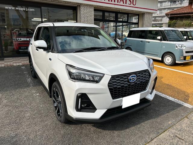 ロッキー プレミアムＧ　ＨＥＶ　新車　７インチナビ　バックモニター（8枚目）
