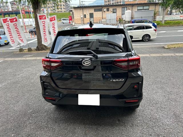 ロッキー プレミアムＧ　新車・９インチナビ・バックモニター（14枚目）