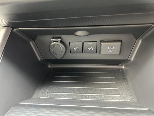 ロッキー プレミアムＧ　新車・９インチナビ・バックモニター（21枚目）