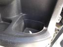 運転席用のドリンクホルダーです。