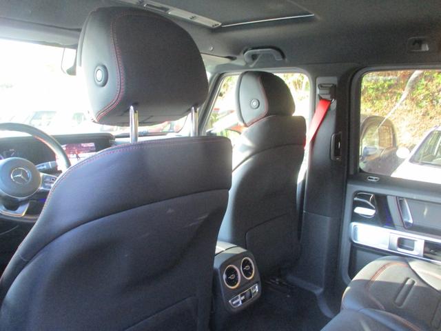 Ｇクラス Ｇ４００ｄ　ＡＭＧライン　左ハンドル　サンルーフ　禁煙車　ブルメスターサウンド　純正前後ドライブレコーダー　純正フロアマット　スペアキー　スペアタイヤ　ＥＴＣ２．０　全方位カメラ　フルセグＴＶ　パドルシフト（13枚目）