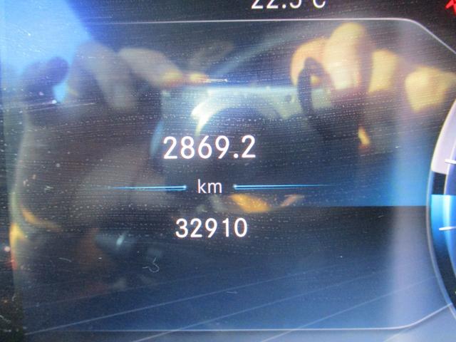 Ｇクラス Ｇ４００ｄ　ＡＭＧライン　左ハンドル　サンルーフ　禁煙車　ブルメスターサウンド　純正前後ドライブレコーダー　純正フロアマット　スペアキー　スペアタイヤ　ＥＴＣ２．０　全方位カメラ　フルセグＴＶ　パドルシフト（35枚目）