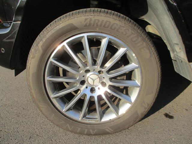 Ｇクラス Ｇ４００ｄ　ＡＭＧライン　左ハンドル　サンルーフ　禁煙車　ブルメスターサウンド　純正前後ドライブレコーダー　純正フロアマット　スペアキー　スペアタイヤ　ＥＴＣ２．０　全方位カメラ　フルセグＴＶ　パドルシフト（37枚目）