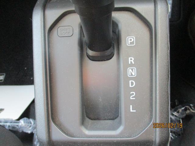 ジムニーノマド FC FC(4名) ワンオーナー車 禁煙車 社外9インチナビ フルセグTV 前後ドライブレコーダー ETC シートヒーター クルーズコントロール(17枚目)