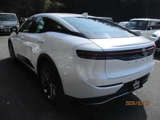 クラウンクロスオーバー Gアドバンスド・レザーパッケージ パワーバックドア AC100V パワーシート メモリーパワーシート 全方位カメラ 置くだけ充電 シートヒーター シートベンチレーション ETC2.0 オートハイビーム クルーズコントロール(6枚目)