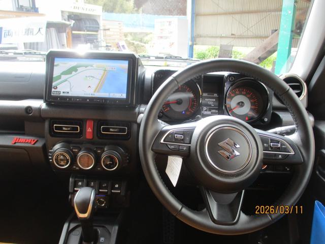 ジムニーノマド ＦＣ　ＦＣ（４名）　ワンオーナー車　純正９インチナビ　フルセグＴＶ　Ｂｌｕｅｔｏｏｔｈ　バックカメラ　ＥＴＣ２．０　シートヒーター　シートカバー（9枚目）