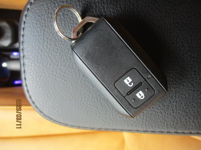 ジムニーノマド ＦＣ　ＦＣ（４名）　ワンオーナー車　純正９インチナビ　フルセグＴＶ　Ｂｌｕｅｔｏｏｔｈ　バックカメラ　ＥＴＣ２．０　シートヒーター　シートカバー（22枚目）